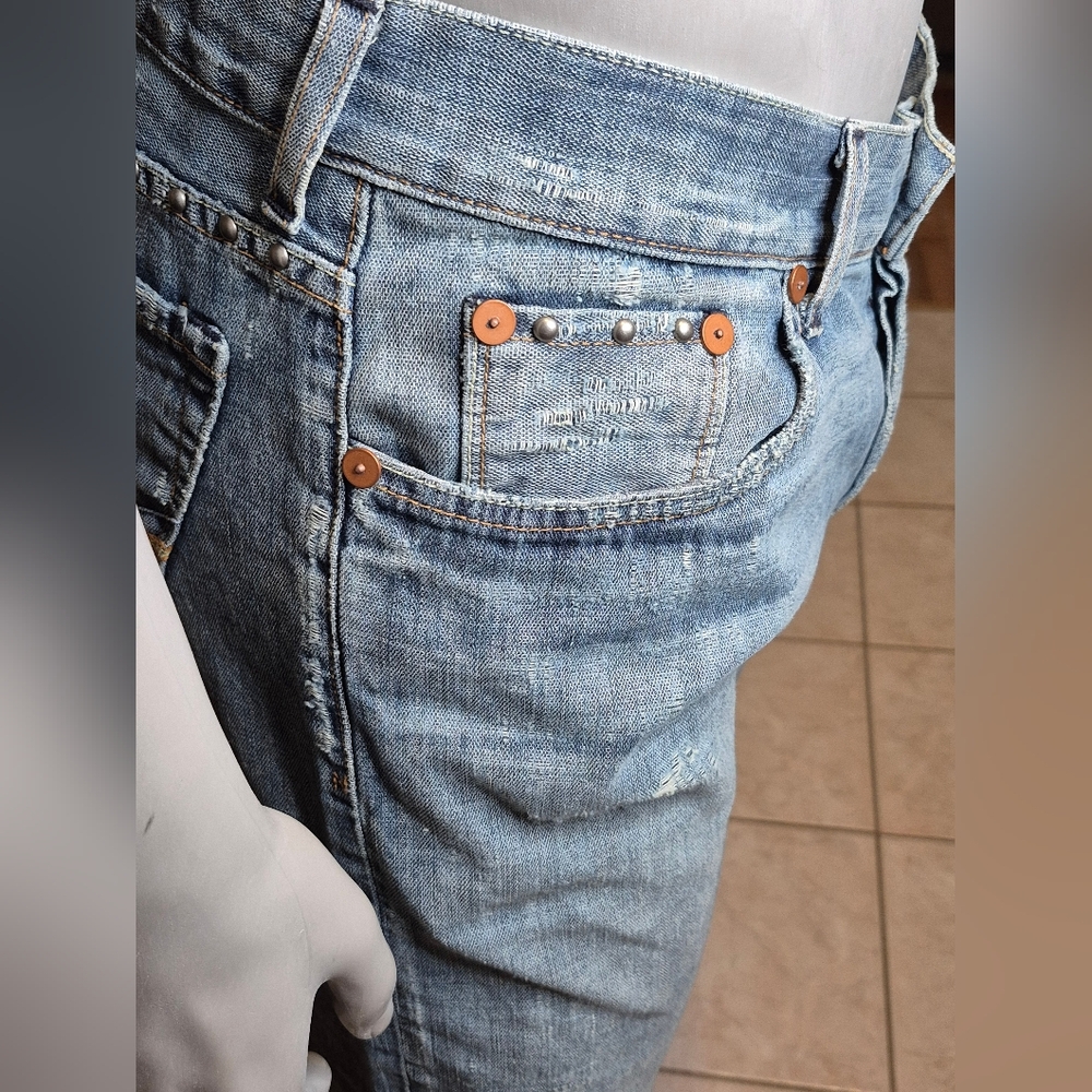 Guess Falcon Low Rise Bootcut Jeans with Vintage Distressing - Picture 11 of 13